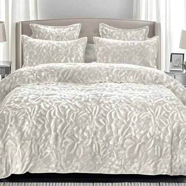 Embossed Velvet Luxury Comforter Set – grey