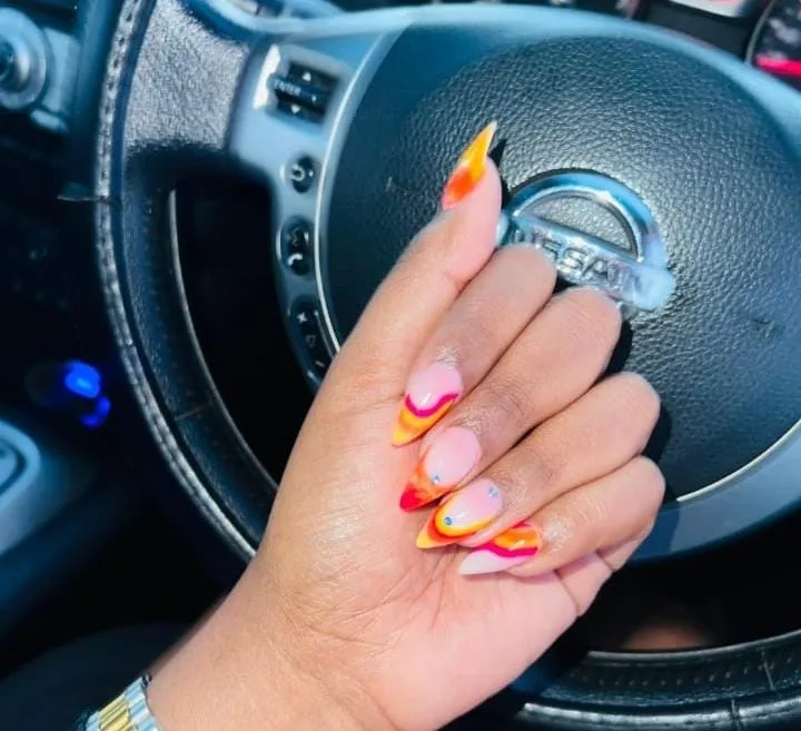 Natural and polygel nails