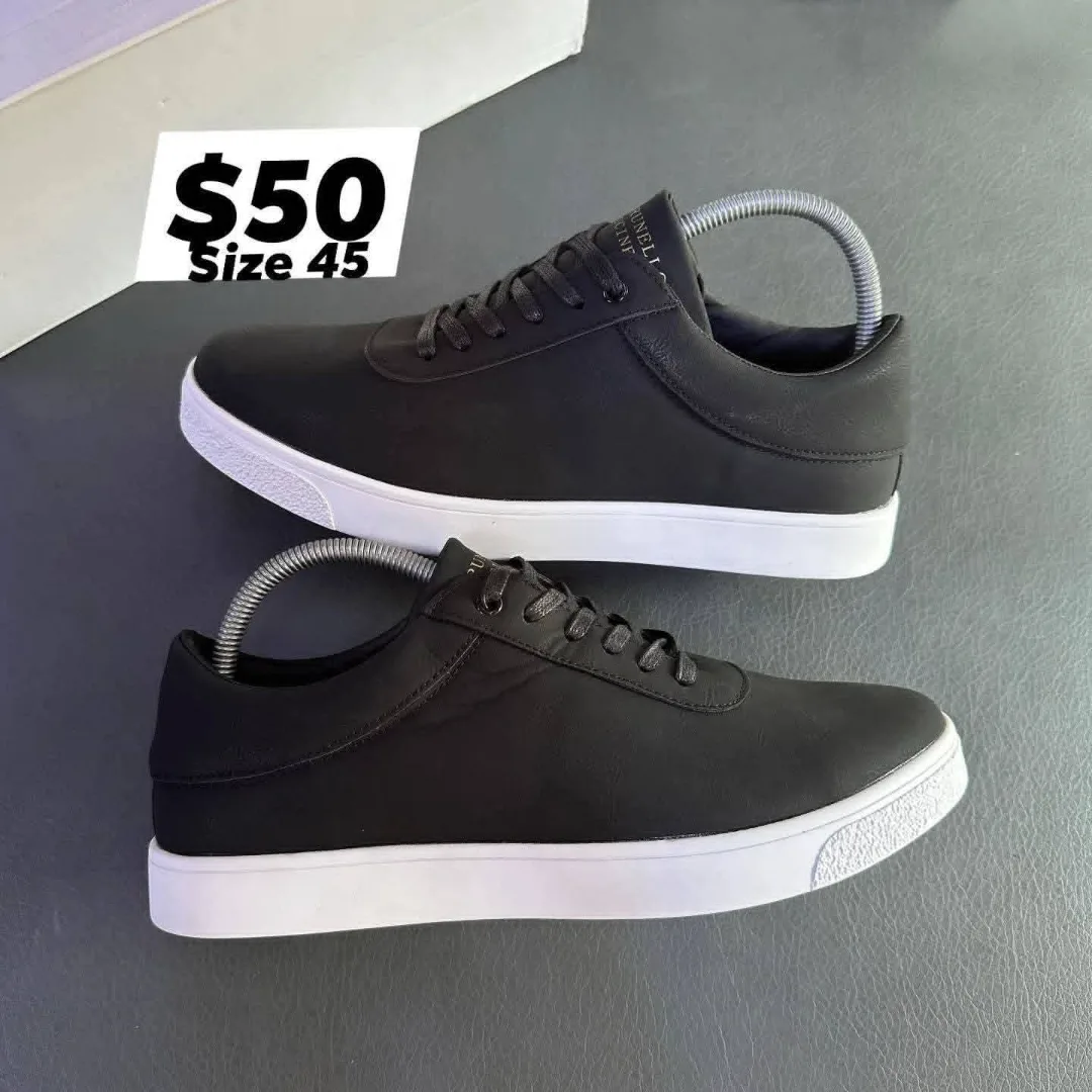 Black Casual Sneakers Size 45