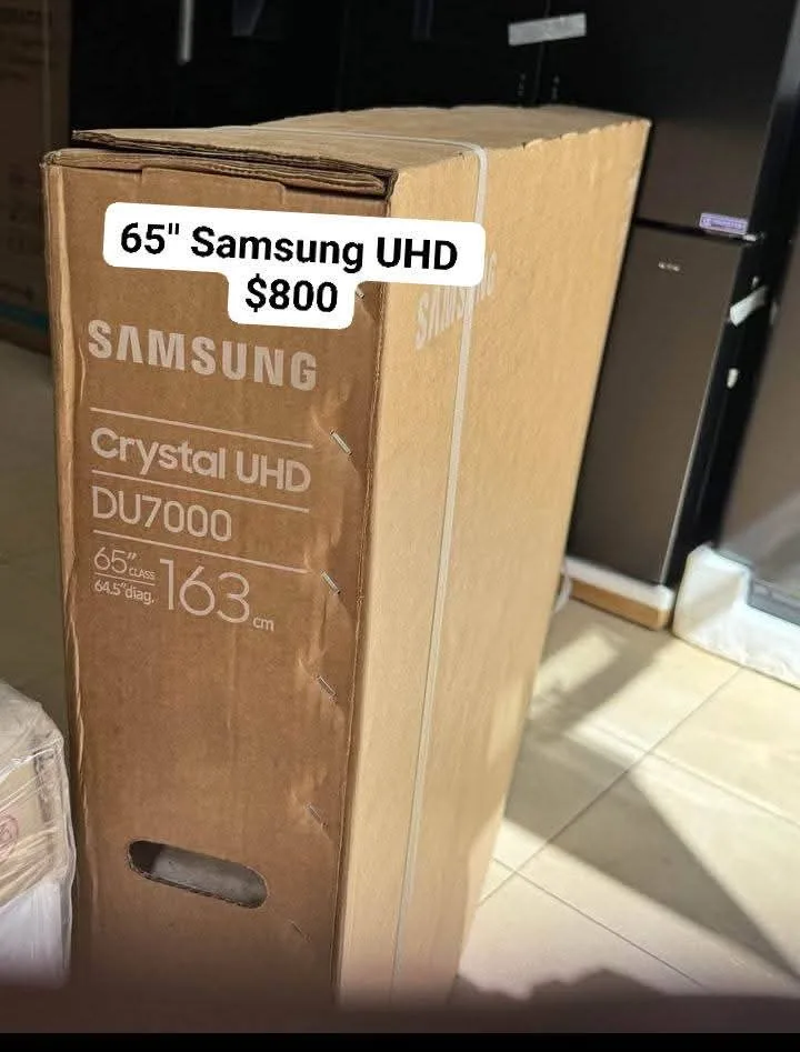 Samsung 65" Crystal UHD DU7000 TV